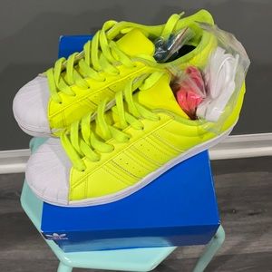 Neon Green Adidas Superstar 5Y